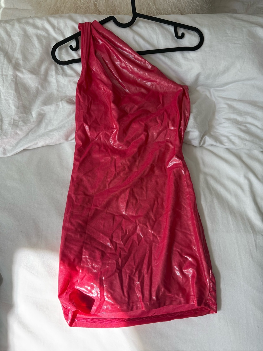 PrettyLittleThing Metallic One-Shoulder Mini Dress in Vibrant Pink